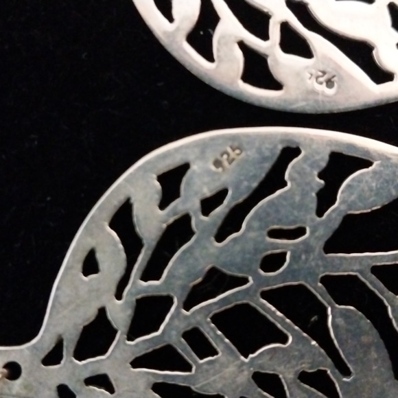 Silver And Sage Sterling silver leaf dangle earrings EUC - Picture 3 of 3